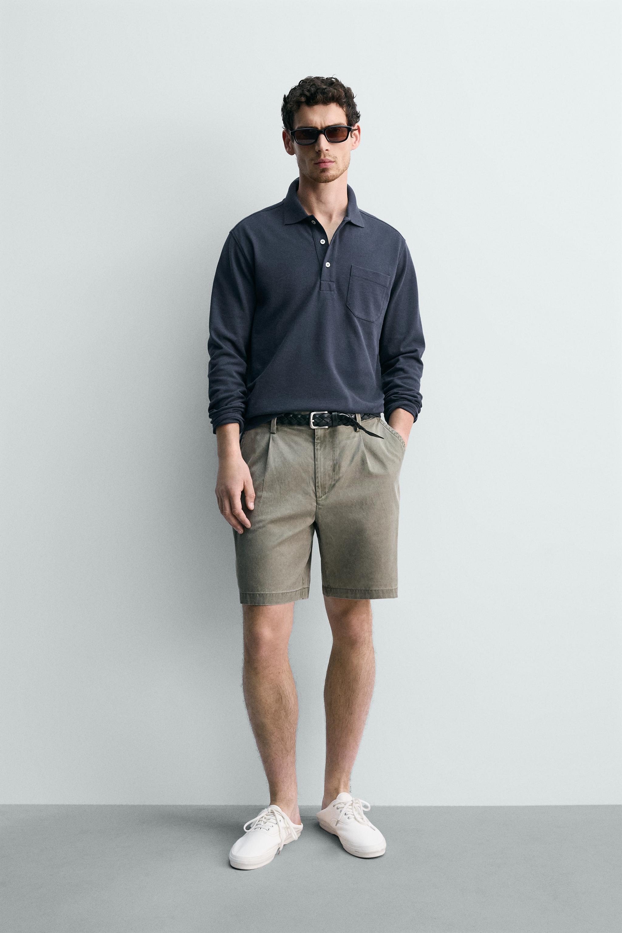 REGULAR FIT PLEATED SHORTS